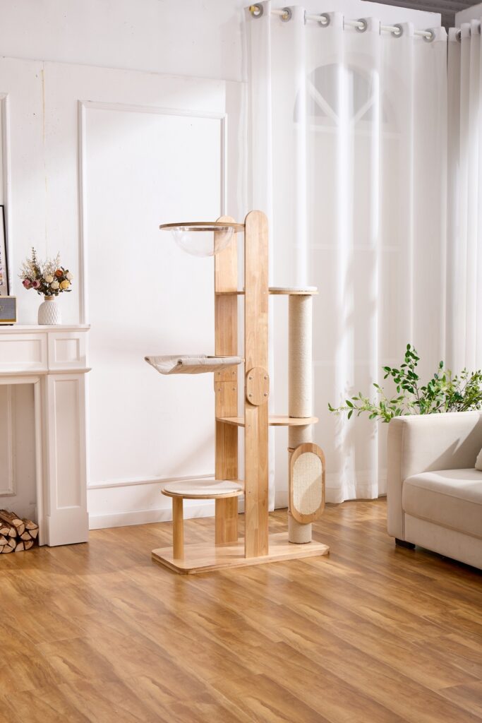E01 / E02 Wooden Cat Trees, original product view 1