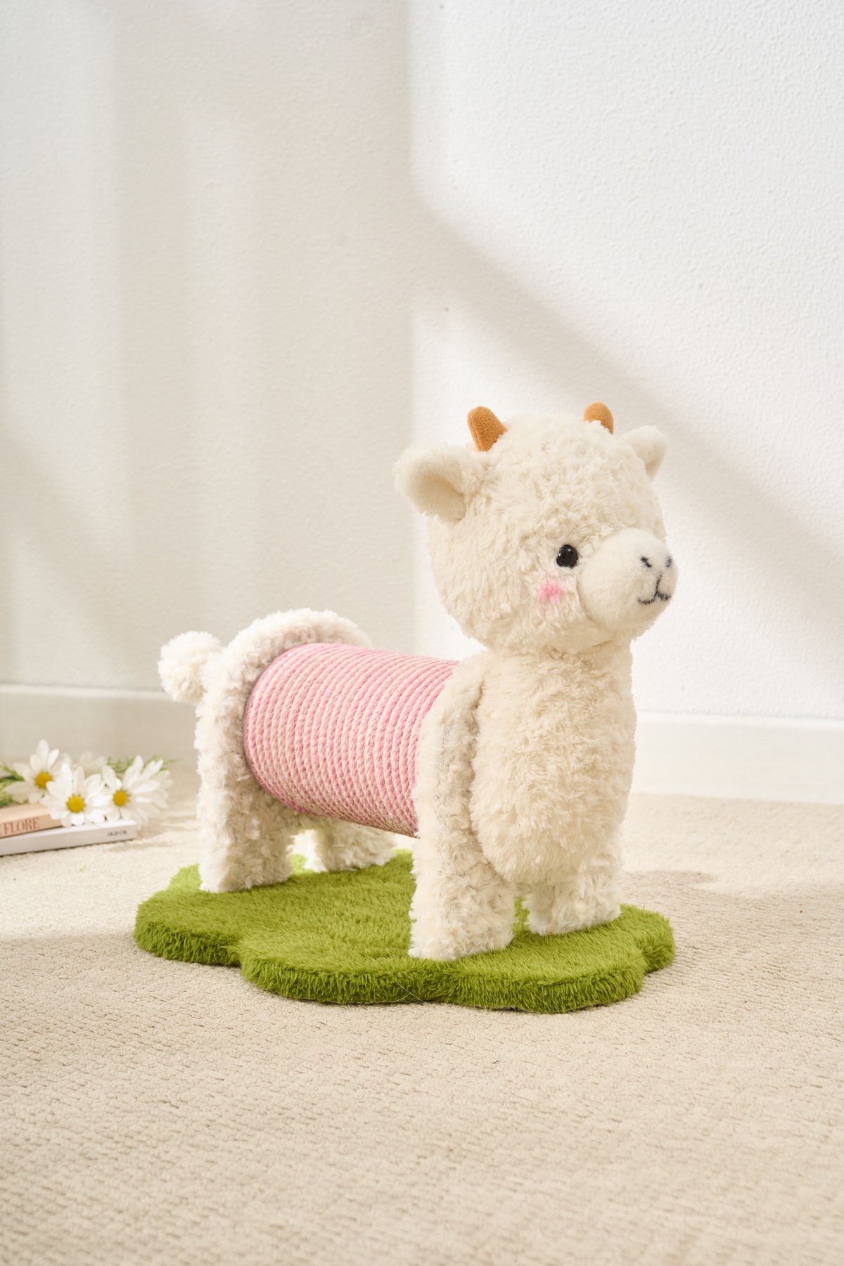 Alpaca Scratching Post