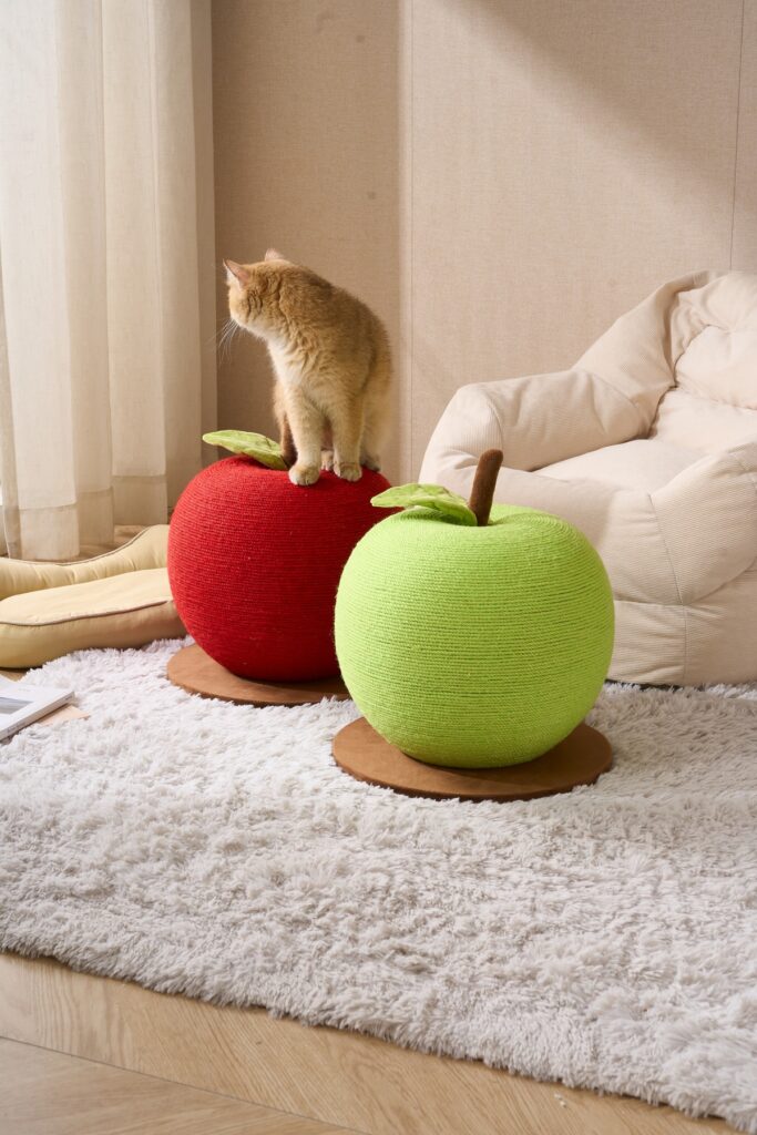 Apple Scratching Post, original product view 3